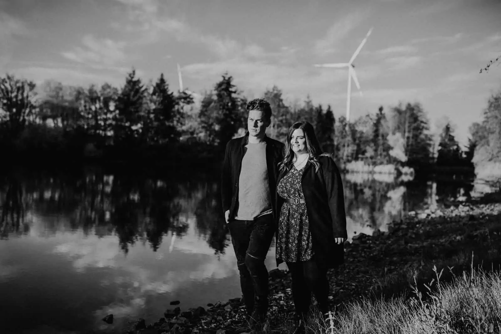 natürliche outdoor Paarfotos im Oktober - Fotograf für Paarshootings im Saarland und der Pfalz - Andreas Heu